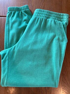 Maurices Sweatpants/Joggers for Women With Pockets Green Size Large NWOT!